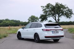 Volkswagen Passat R-Line 2.0 TDI DSG (2024) 